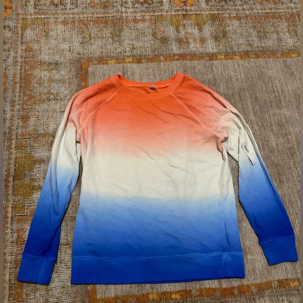 Women’s tie dye sweatshirt